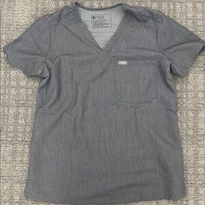 FIGS women’s Gray V-Neck Shirt